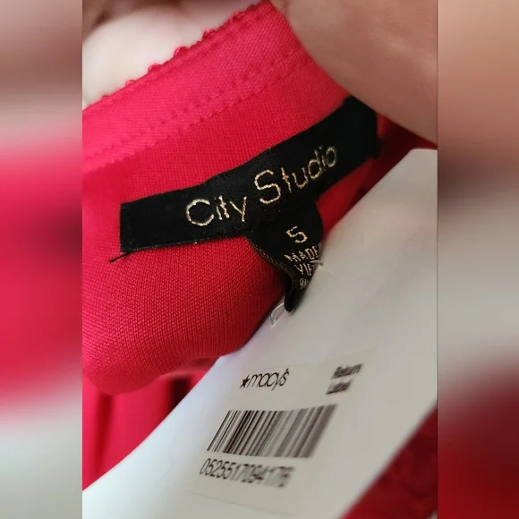 NWT - City Studio Red Semi Formal Dress Juniors Size 5 - Picture 8 of 8